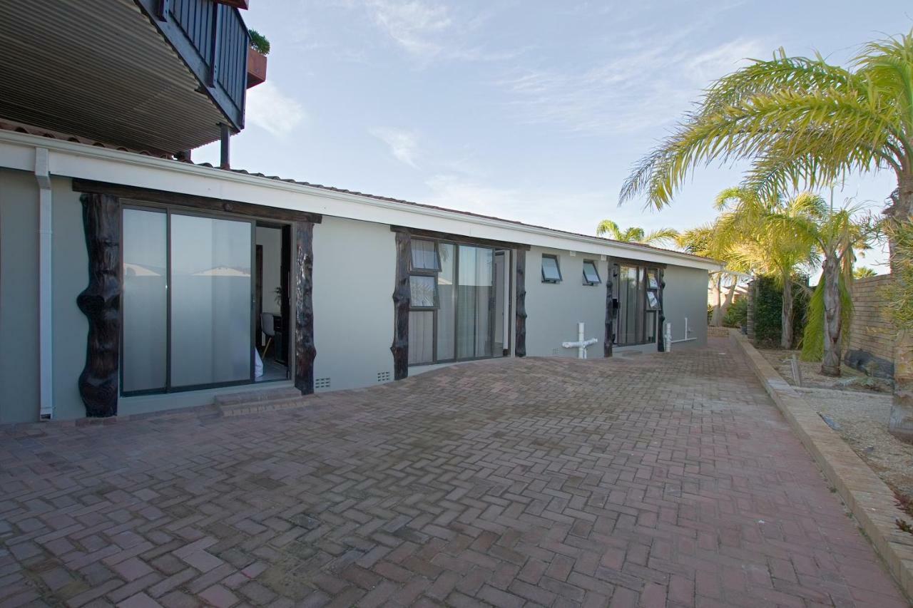 Royal Palms Guest House Puerto Elizabeth Exterior foto